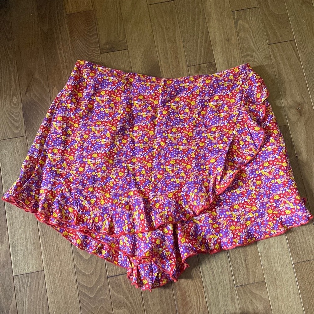 Patrons of Peace Raspberry Colored Ditsy Floral Ruffled Shorts